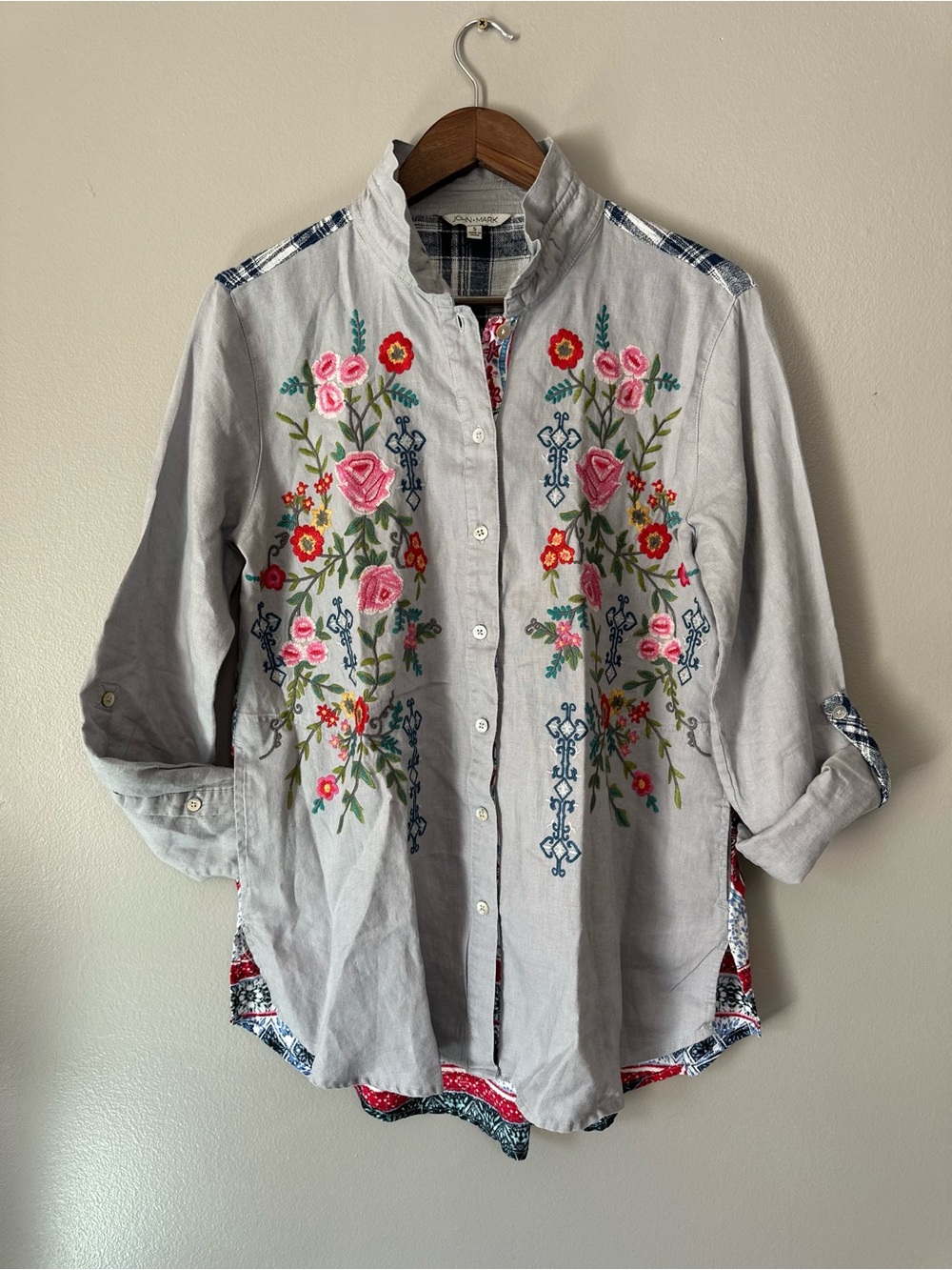 STUNNING John Mark Mixed Media Floral Embroidered Linen Tunic Shirt!